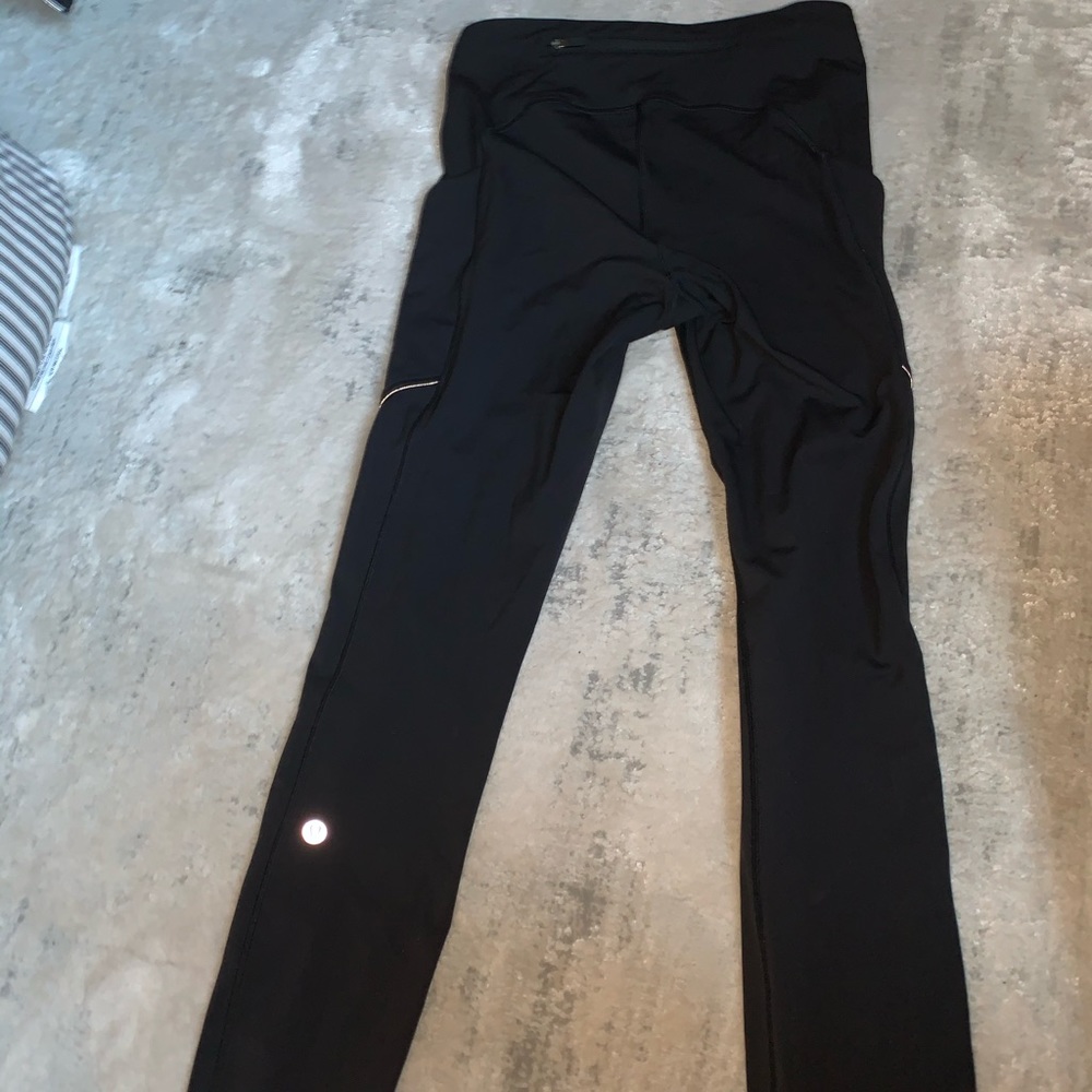 Lululemon leggings. AWESOME CONDITION